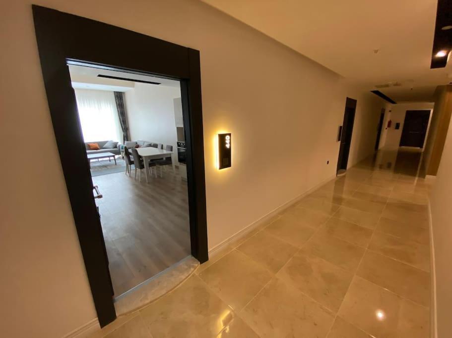 View With Wifi And Pool Appartement